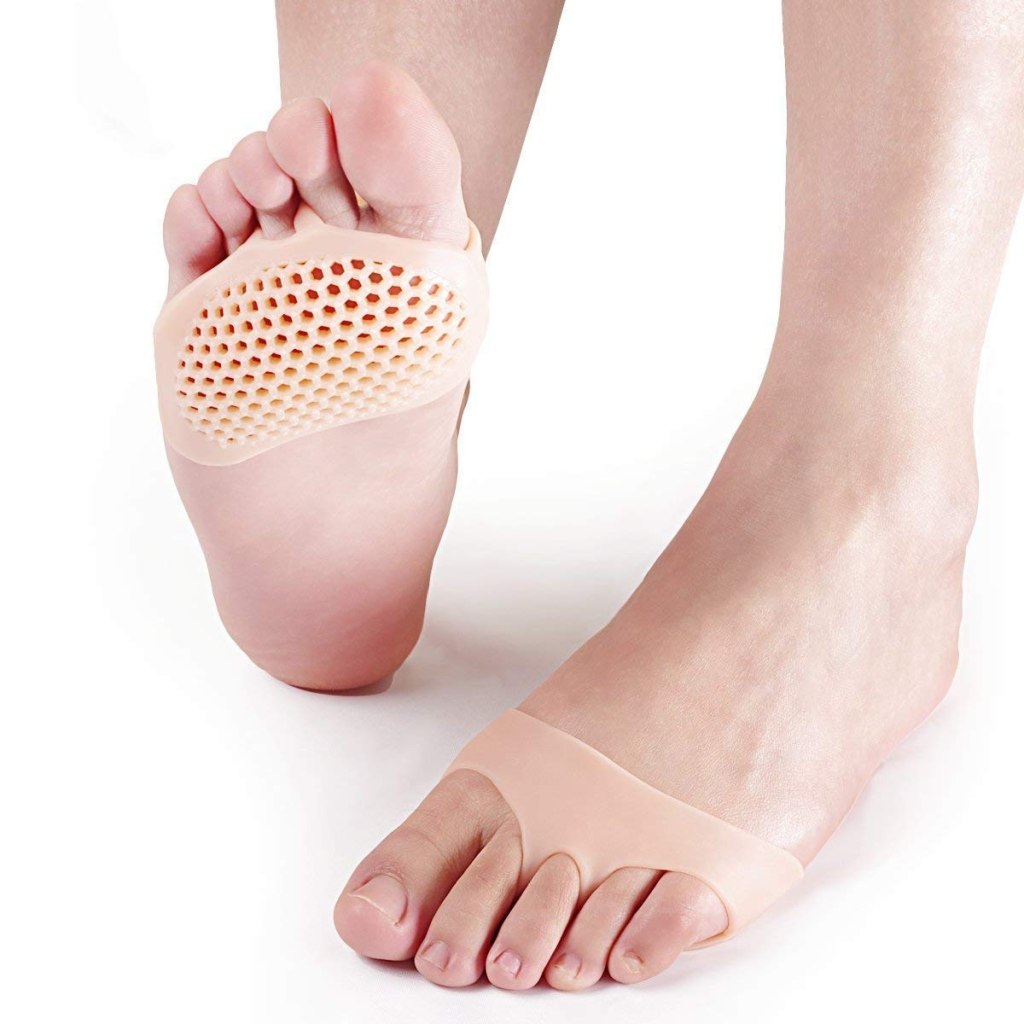 Silicone Gel Half Toe Sleeve Anti-Skid Forefoot Soft Pads for Pain Relief heel front socks silicone Heel Protector foot Gel Socks for Repair Dry Cracked Skins (Free Size)